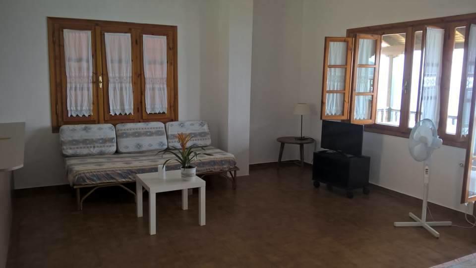Sangue Blu Beachfront Villa Apartment Agios Nikolaos  Esterno foto